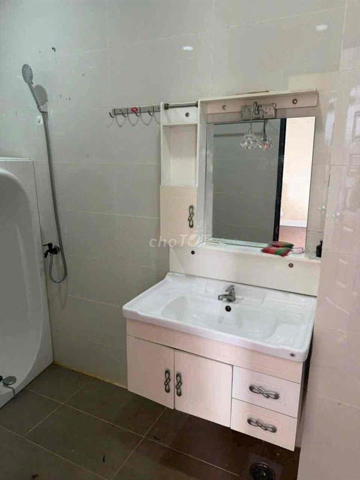 Cho thuê căn hộ dịch vụ full nội thất vào ở liền