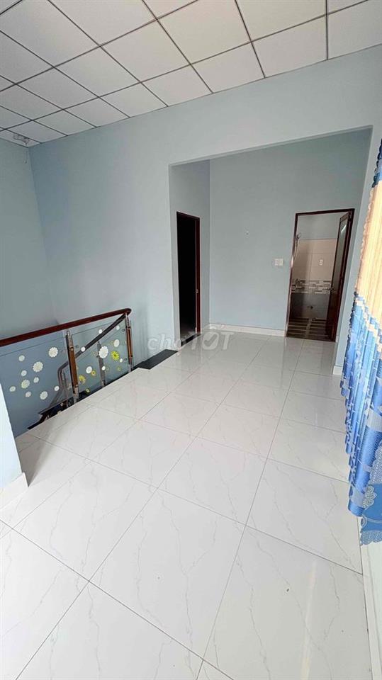 CHíNH CHỦ BÁN NHÀ 1 TRỆT 1 LẦU SỔ HỒNG RIÊNG THỔ CƯ- NGAY CHỢ TÂN VẠN