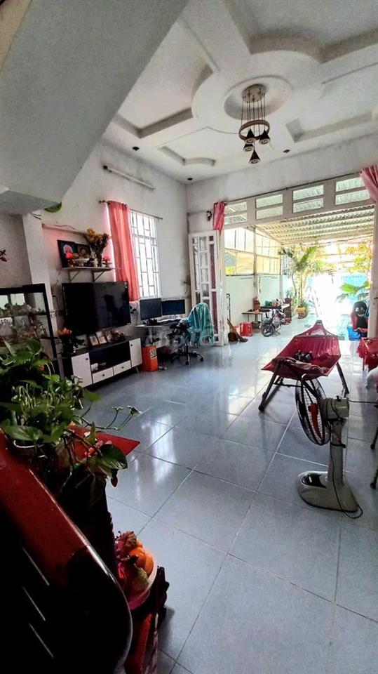 Bán nhà mặt tiền lộ 8m cách ngã tư QL50-cao tốc BL-LT khoảng 500m