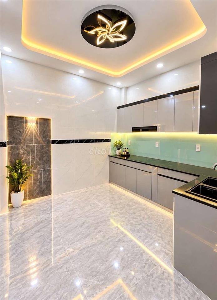 🏡 Chỉ: 5,4 Tỷ-Nhà 3 Tầng full Nội Thất-DTSD: 108 m²-Hẻm Xe Tải
