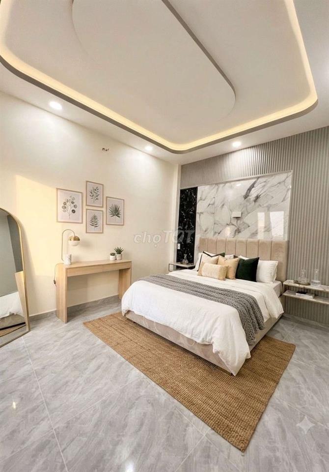 🏡 Chỉ: 5,4 Tỷ-Nhà 3 Tầng full Nội Thất-DTSD: 108 m²-Hẻm Xe Tải