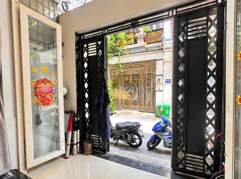 🏡Nhà 3 Tầng Sân Thượng-7,1 Tỷ-DTSD: 156 m²- Hẻm Xe Tải-Thông