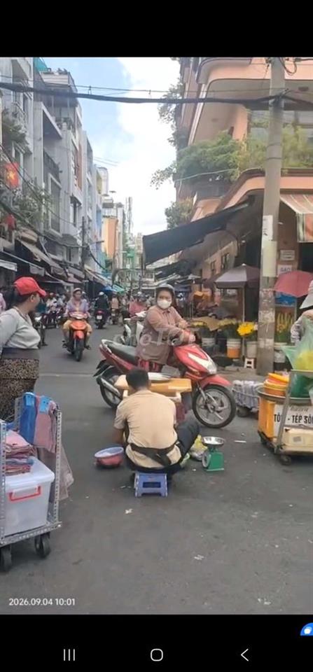 kẹt bank bán gấp MTKD Hòa Bình T.Phú.ngag 5m.ngay chợ