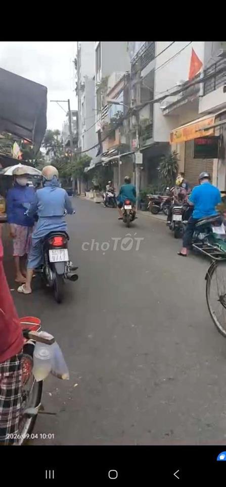 kẹt bank bán gấp MTKD Hòa Bình T.Phú.ngag 5m.ngay chợ
