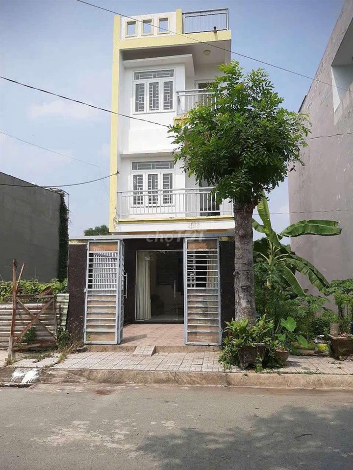 cho thuê nhà nguyên căn 4trieu tháng KDC cát tường phú sinh.chinh chu