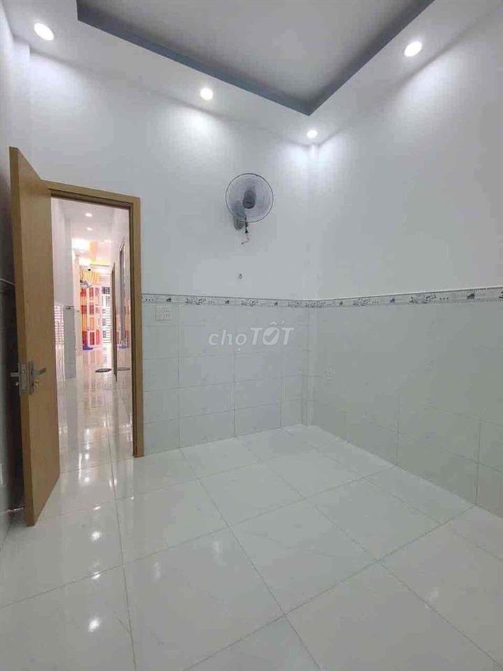 NHÀ SIÊU XINH - PHAN VĂN HỚN - CHỈ 3xxx ĐỒNG