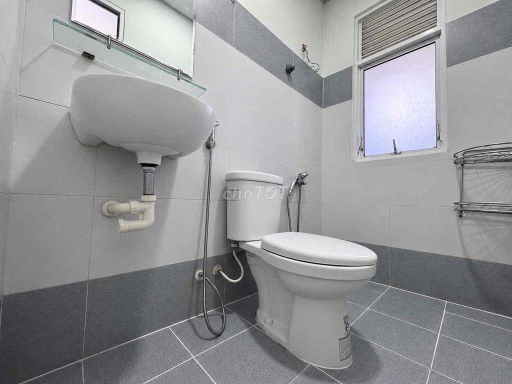 MÌNH CẦN PASS PHÒNG TẠI ĐƯỜNG LÊ ĐỨC THỌ ( gần Dương Quảng Hàm)
