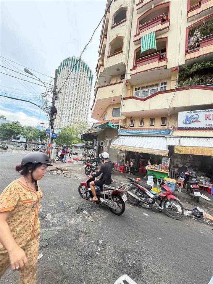 BÁN NHÀ MẶT TIÈN CHỢ