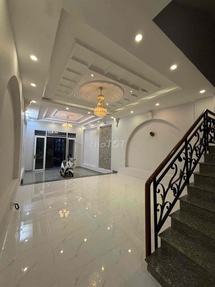 chính chủ bán nhà hẻm xe hơi quận tân phú