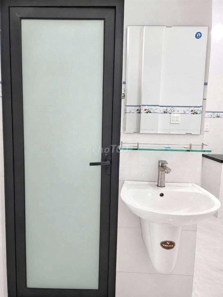 Nhà Mặt Tiền Cấp 4 Đường Phan Văn Năm