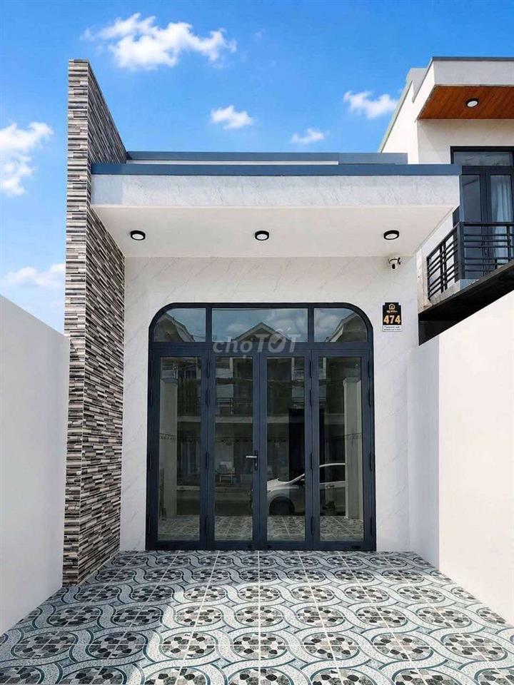 Nhà Mặt Tiền Cấp 4 Đường Phan Văn Năm