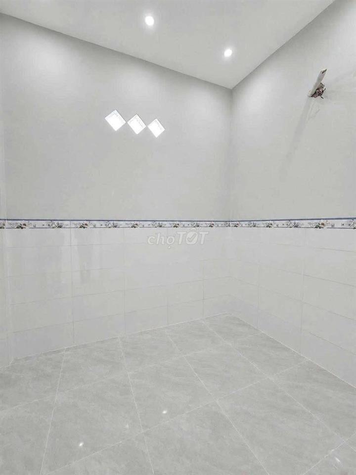 Nhà Mặt Tiền Cấp 4 Đường Phan Văn Năm