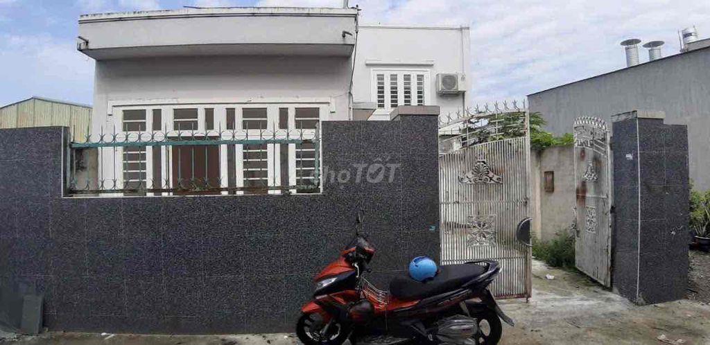 - Chủ cần bán gấp căn nhà biệt thự mini để chu cấp tiền cho con du học