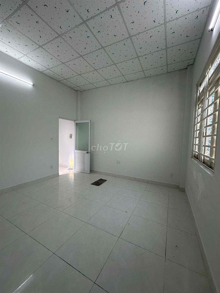 cho thuê nhà nguyên căn cmt8 Tân Bình