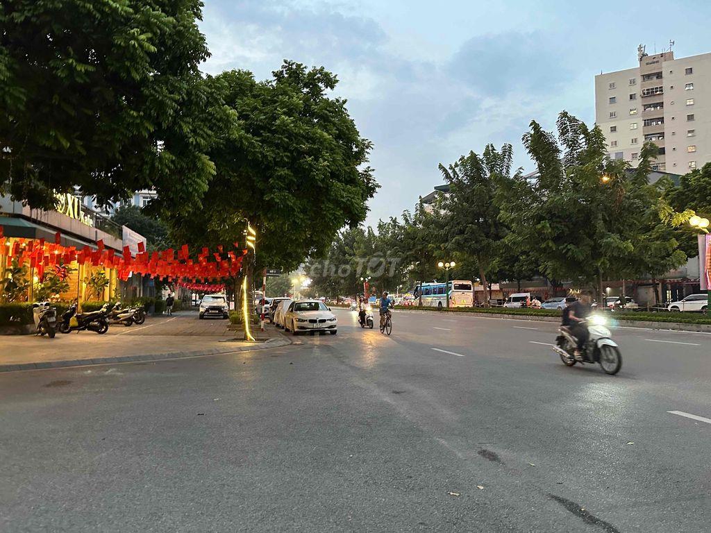 Nguyễn Văn Huyên cho thuê mặt bằng kinh doanh kết hợp ở
