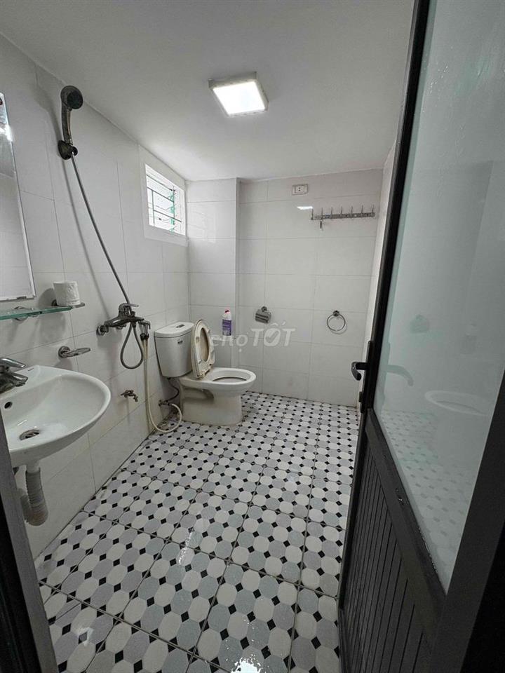 Bán nhà chuyển công tác