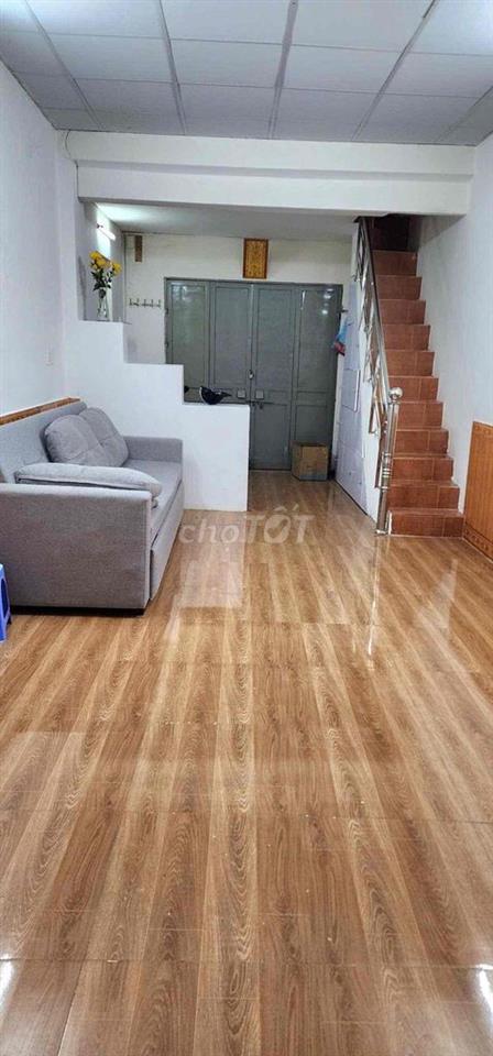 Cc Cho thuê nhà Nguyên căn 40m2x2 tầng 03 ngủ 02 vs