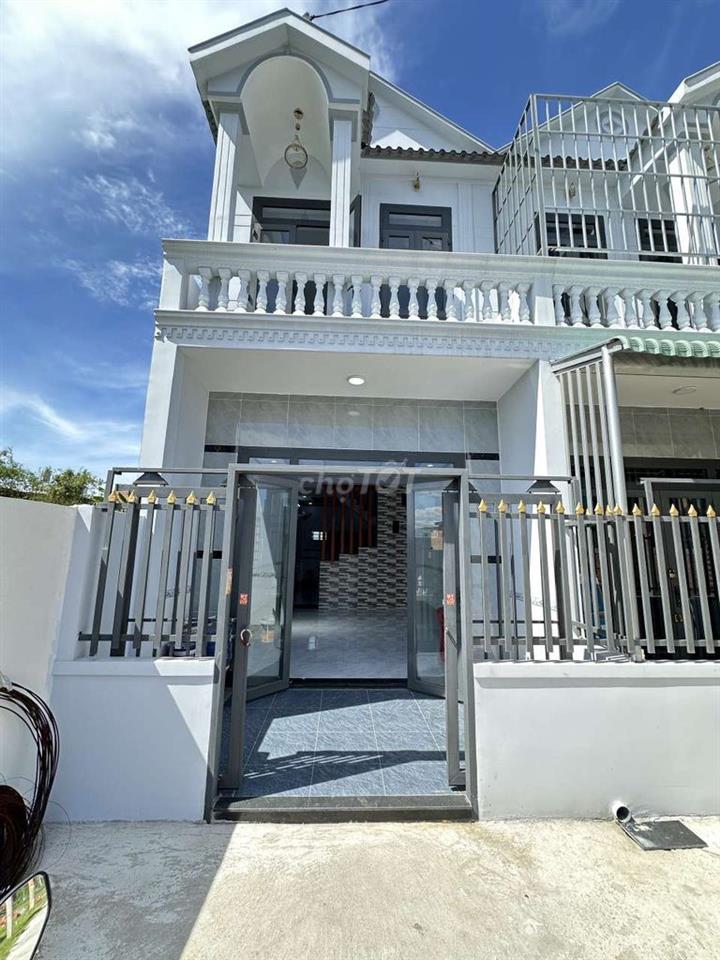 nhà bán mỹ hạnh nam .nhà thật như hình