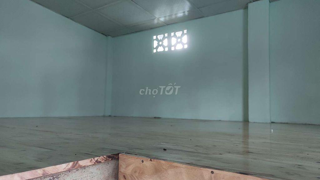 Mặt tiền hẻm 10m