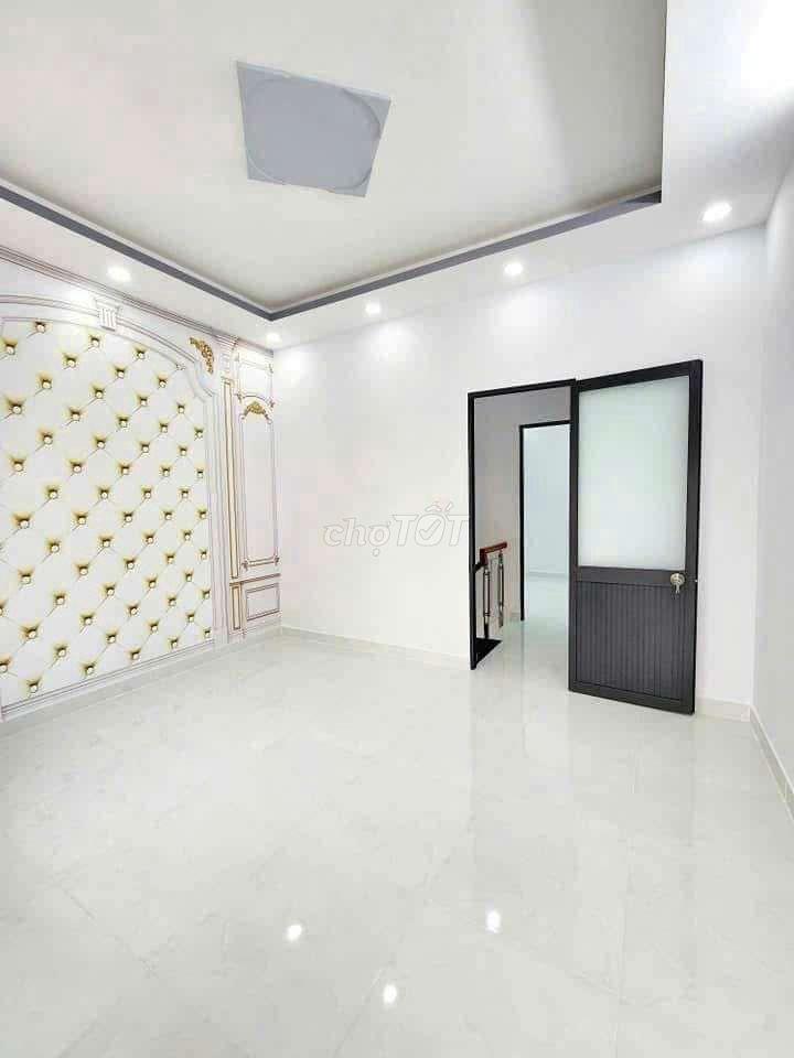Nhà p.Bình Trị Đông cần bán