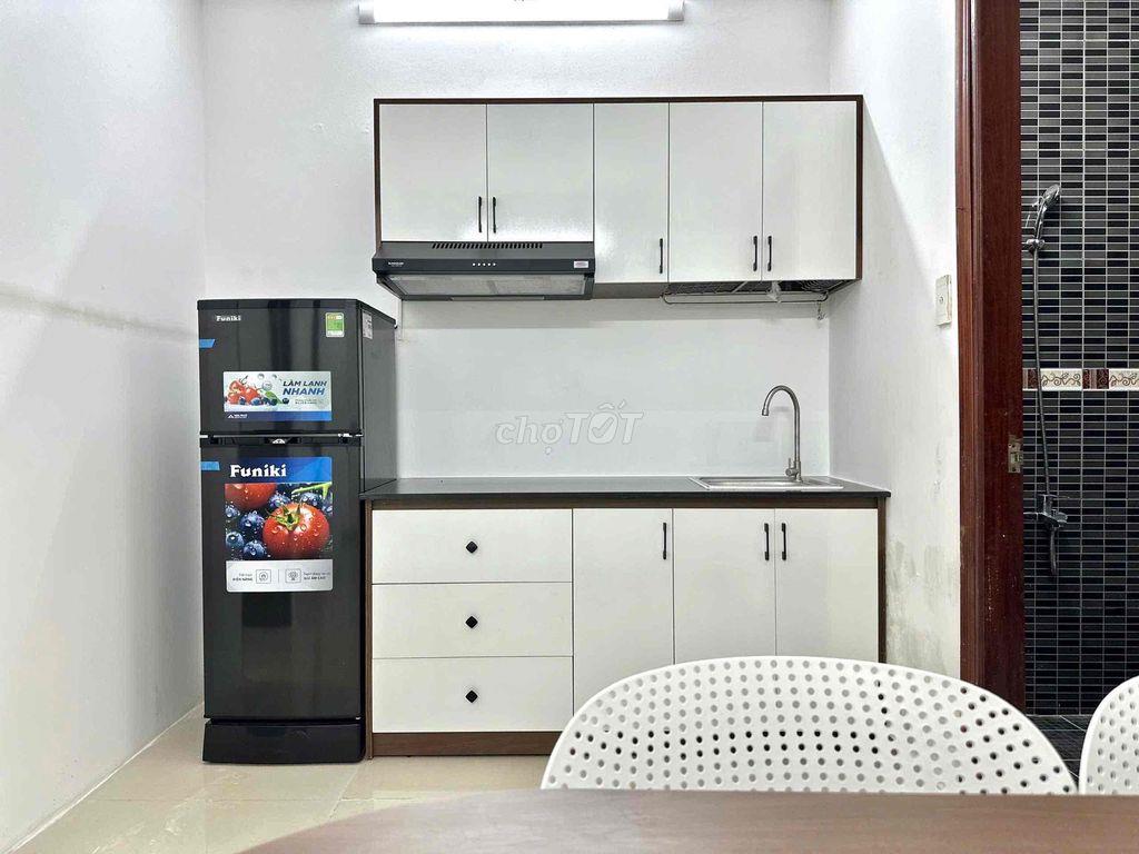 Căn hộ 2 phòng ngủ Phan Xích Long - Ban công - Full nội thất Máy giặt