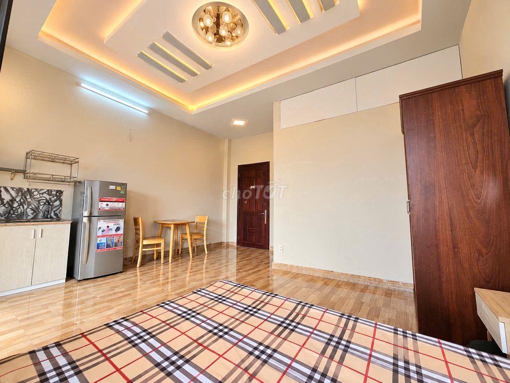 Phòng studio rộng bacol ngay Bình Thạnh 