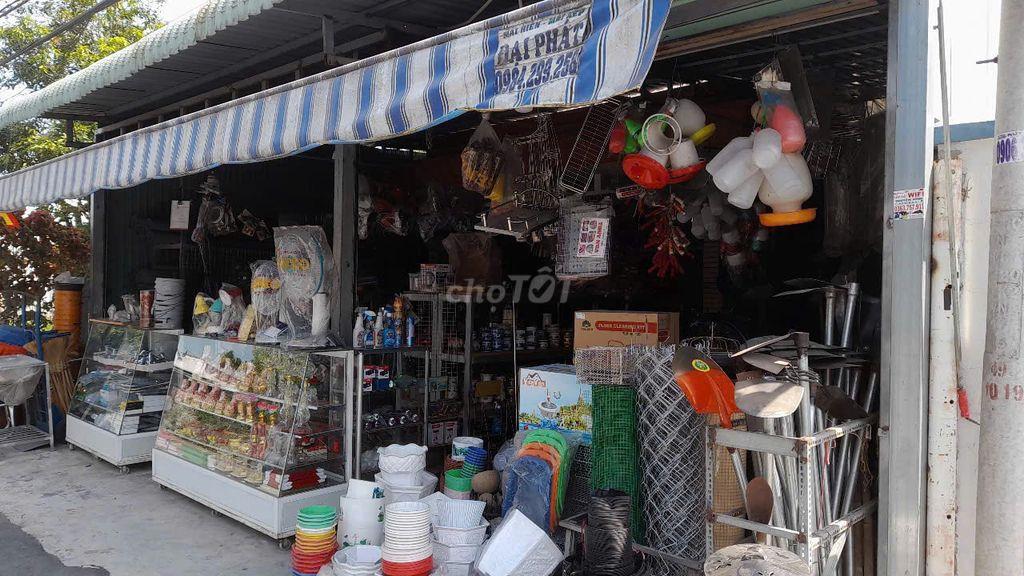 Cần bán gấp căn nhà mặt tiền đường lớn huyện củ Chi 