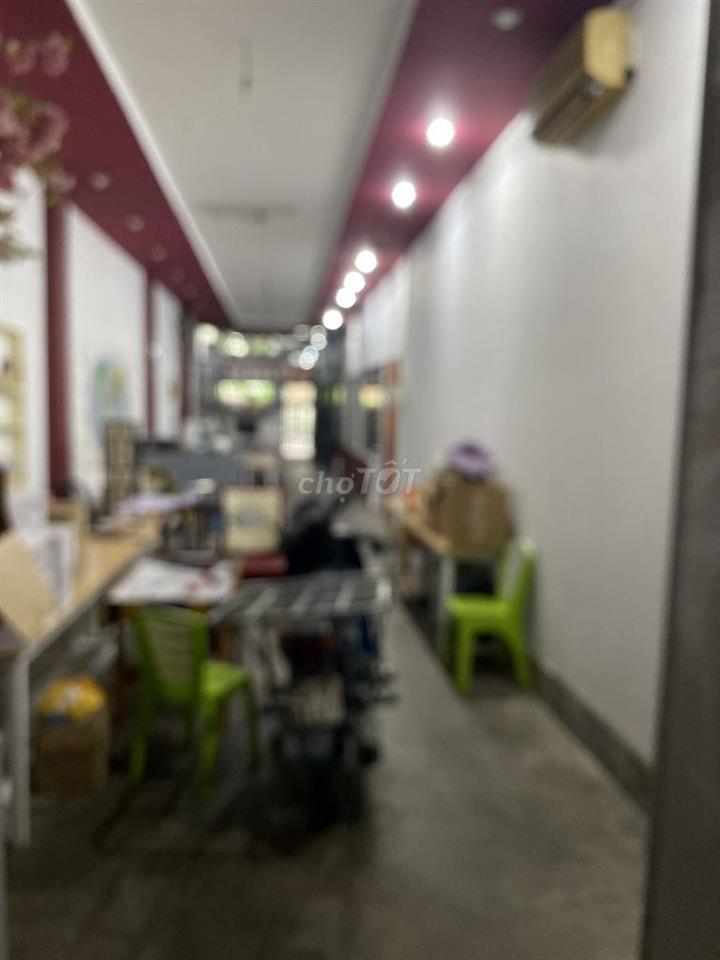 cho thuê đuôi nhà có lối ra mặt tiền đường Phạm văn Đồng