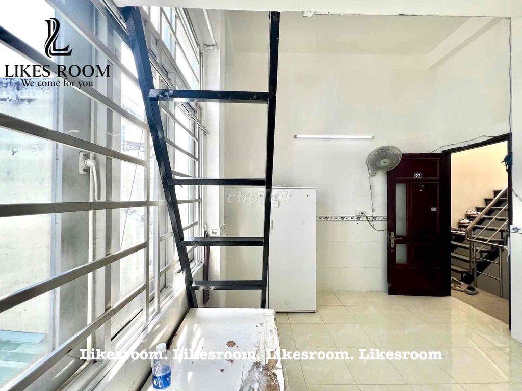 PHÒNG GÁC LỬNG NHIỀU CỬA SỔ GÒ VẤP