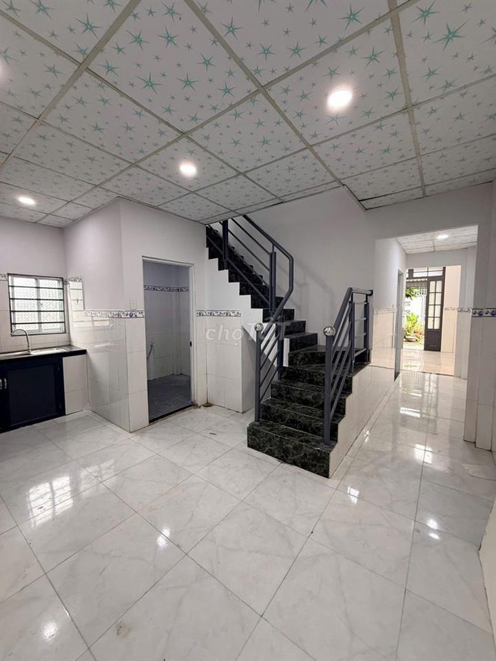 bán nhà 420tr hẻm Nguyễn Văn Bứa Hóc Môn