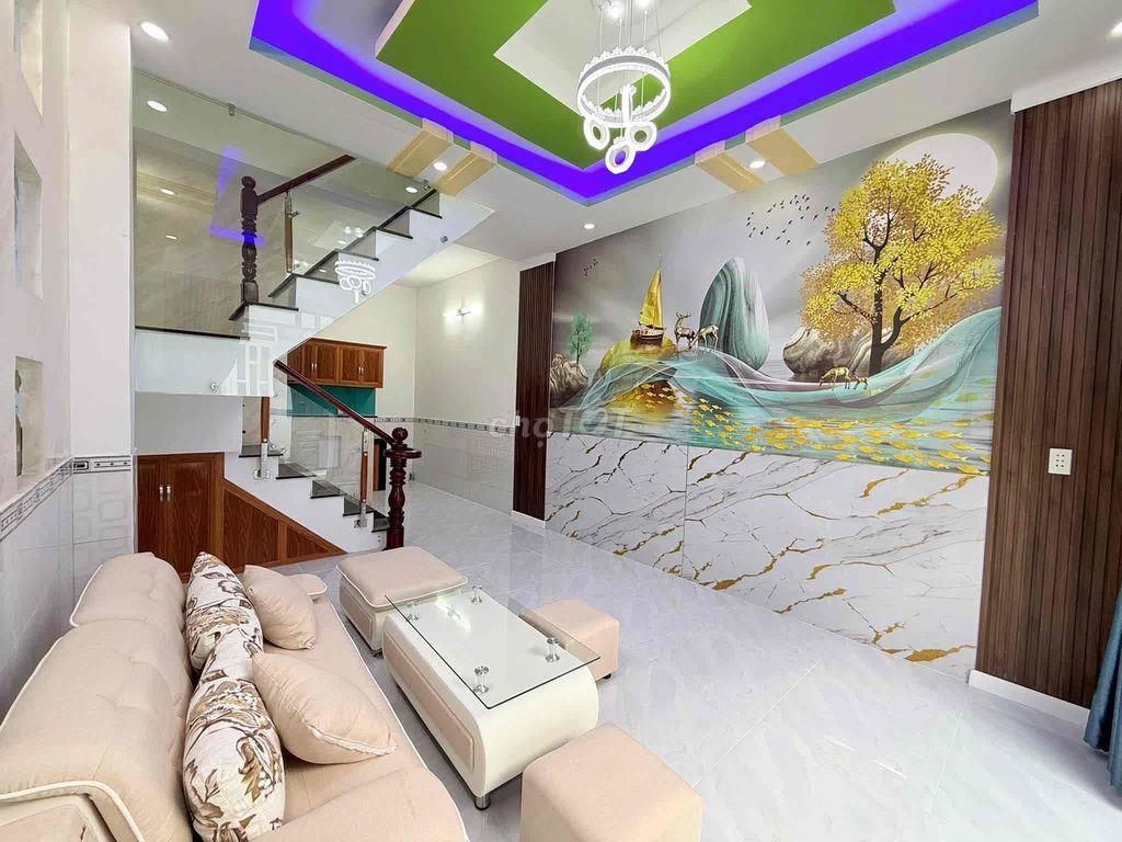 🏡🏡 Chu gởi  bán căn nhà  Ap 2 xtt củ, nay xa ba điểm mới  Trường học c