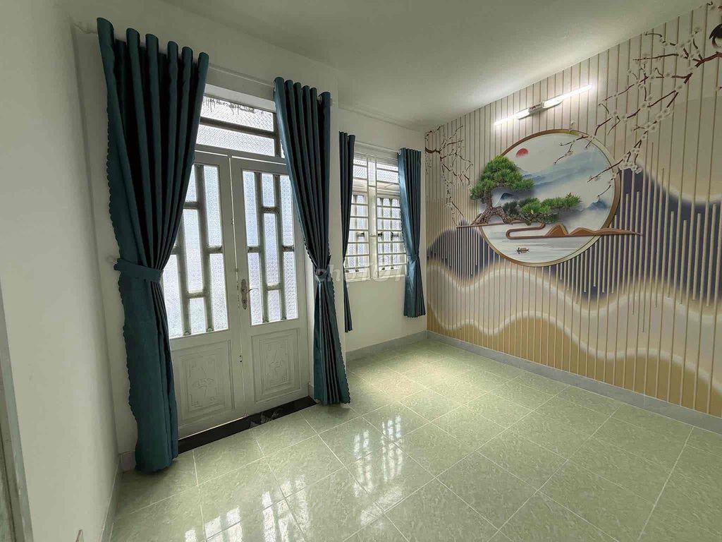 🏡🏡 Chu gởi  bán căn nhà  Ap 2 xtt củ, nay xa ba điểm mới  Trường học c