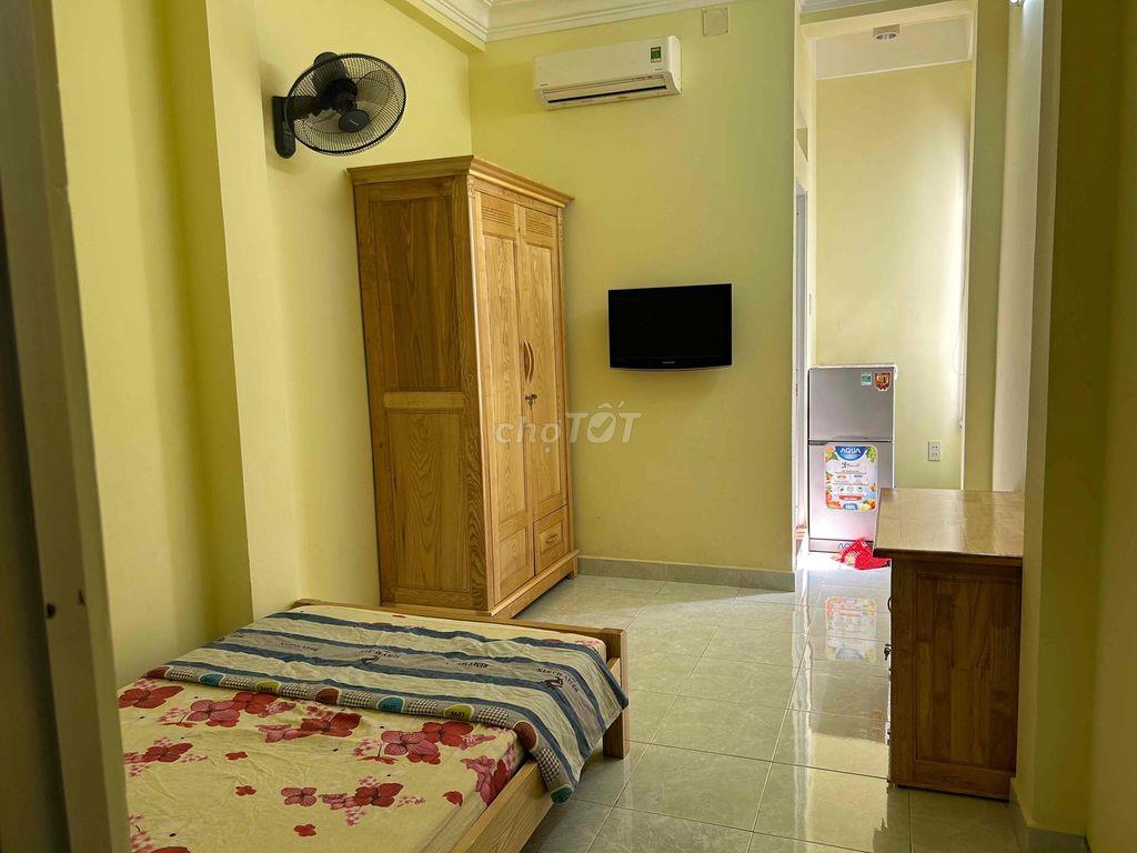 Cho thuê phòng đầy đủ nội thất Quận 1