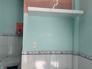 Nhà mới xây lại chính chủ có sổ hồng riêng nằm ngay trung tâm quận 6