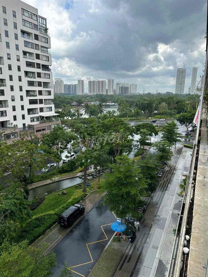 Chủ cần bán căn hộ