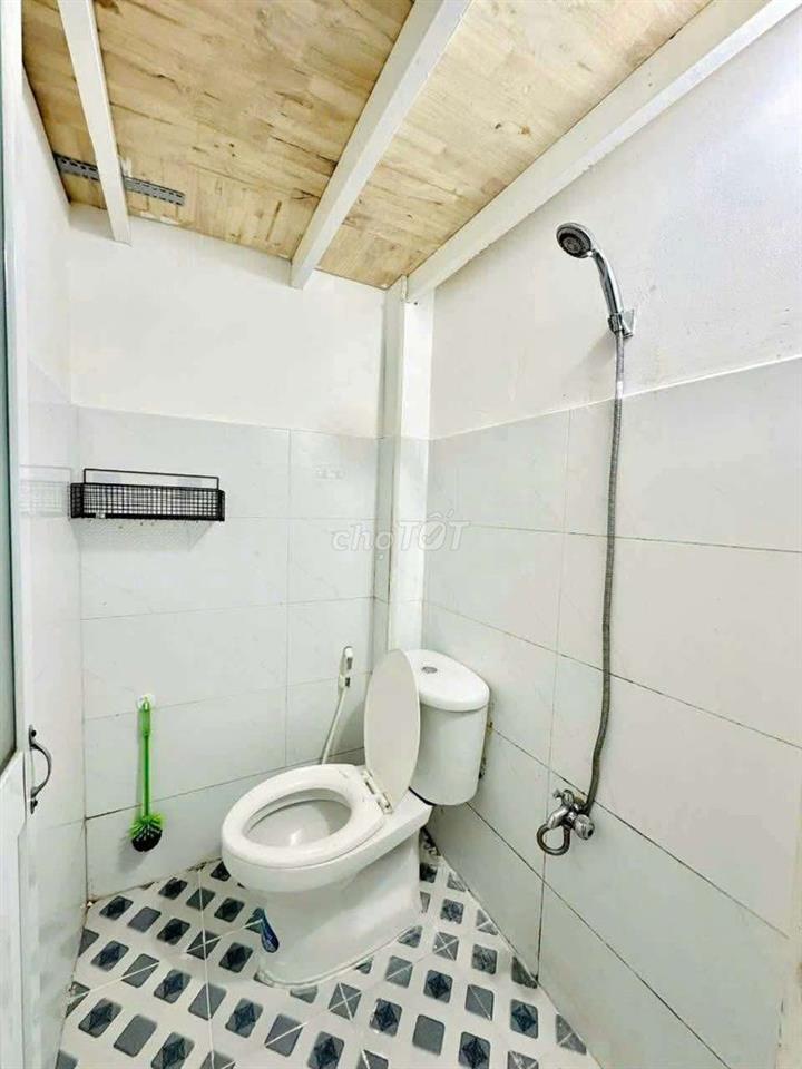 phòng trọ có gác 2 người gần UFM