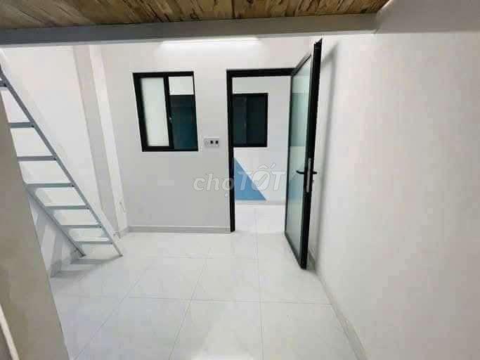 phòng trọ có gác 2 người gần UFM