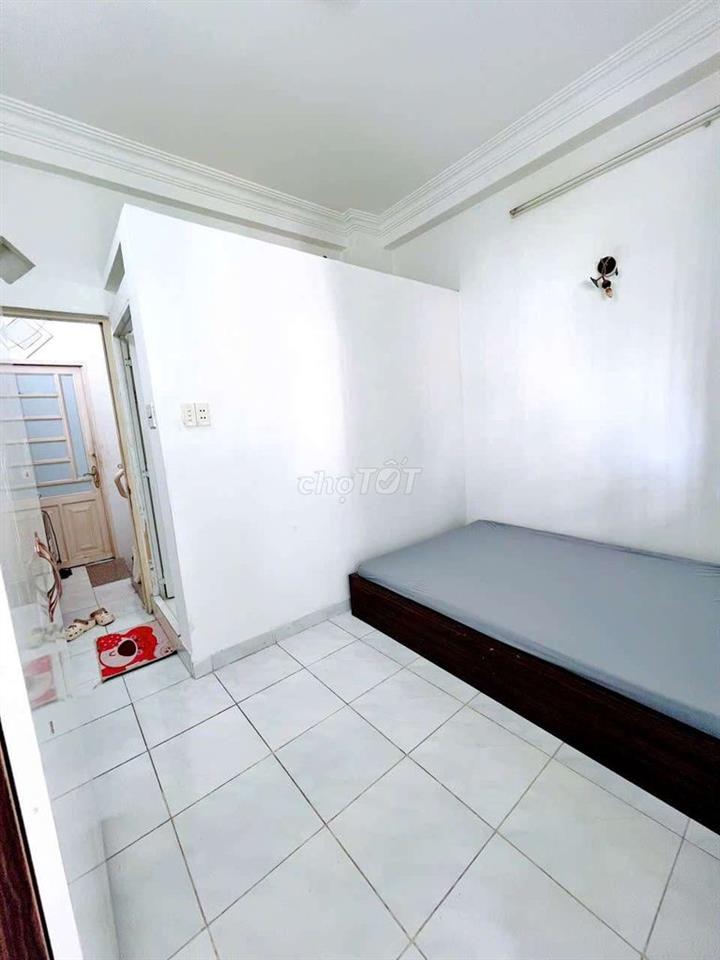 Studio có ban công phù hợp 1ng1xe