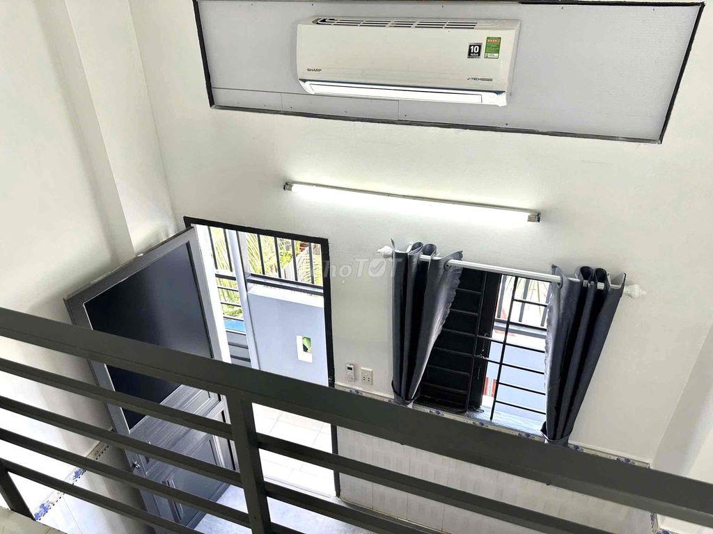 Phòng có cửa sổ có ban công ở được 2-3 người huỳnh tấn phát phú thuận