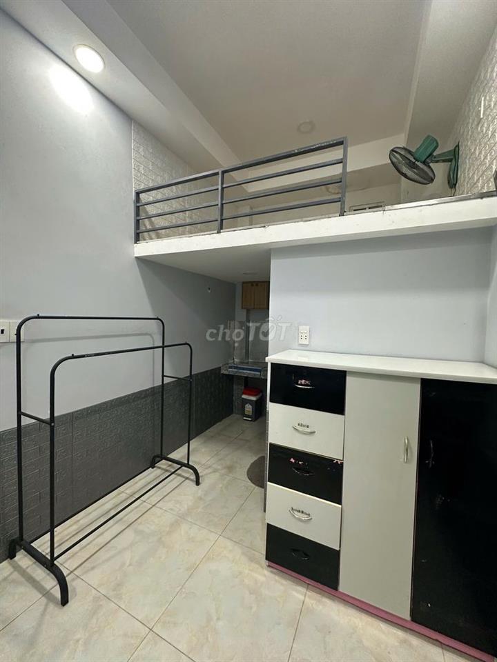 Cho thuê phòng trọ hẻm 1056 Huỳnh Tấn Phát - Phòng 16m2