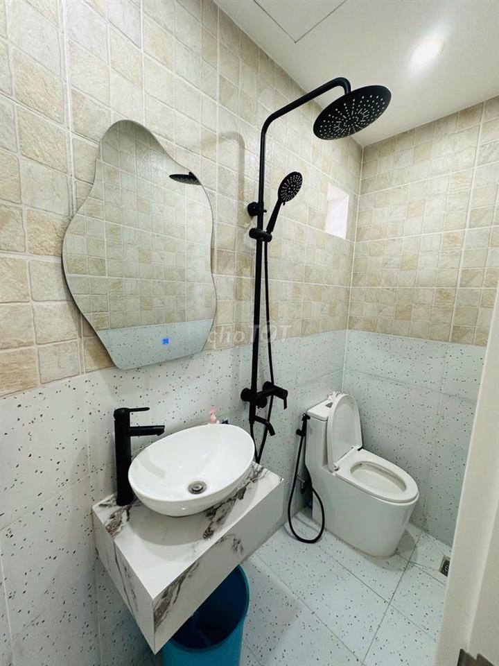 Bán nhà 3PN, full nội thất, Đ. Ni Sư Huỳnh Liên, Giá nhỉnh 5 tỷ TL