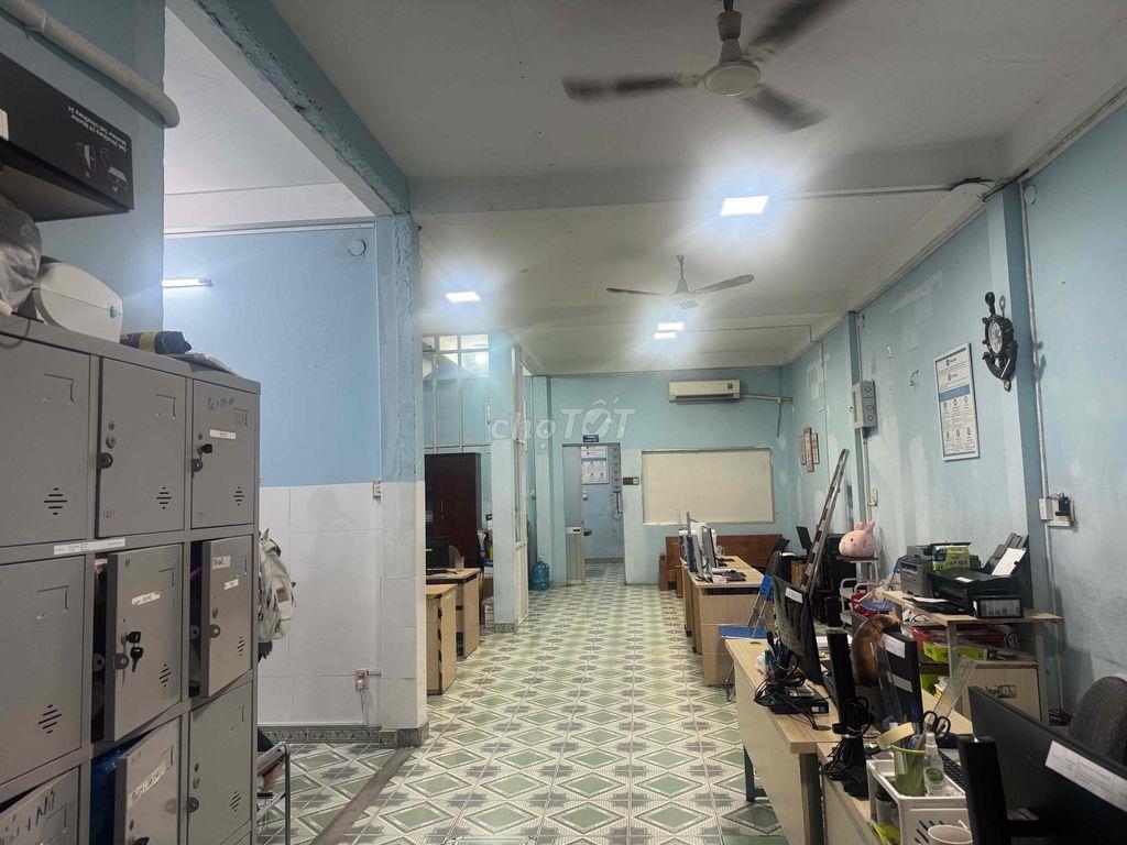 Cho thuê nhà phù hợp ở hoặc làm văn phòng kinh doanh