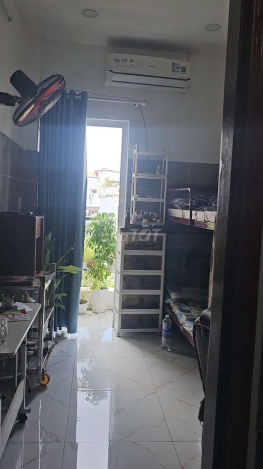 1 PN, Tách bếp, ban công