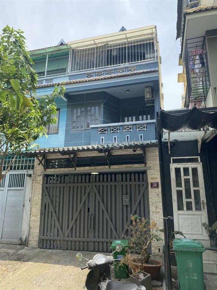 Phòng Ngay Trường CĐKT Đối Ngoạ, Đường Liên Phường