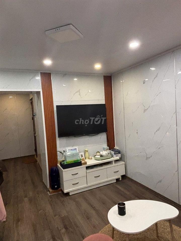 Cho thuê tập thể 2-3 ngủ tầng 2 Ngõ Quỳnh, Bạch Mai