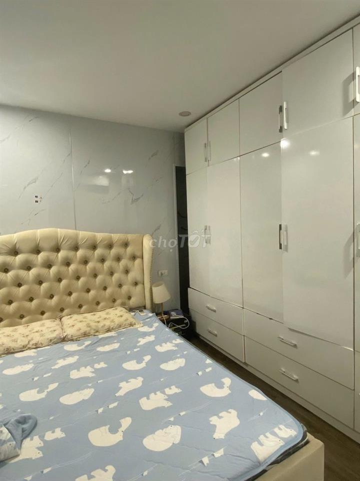 Cho thuê tập thể 2-3 ngủ tầng 2 Ngõ Quỳnh, Bạch Mai