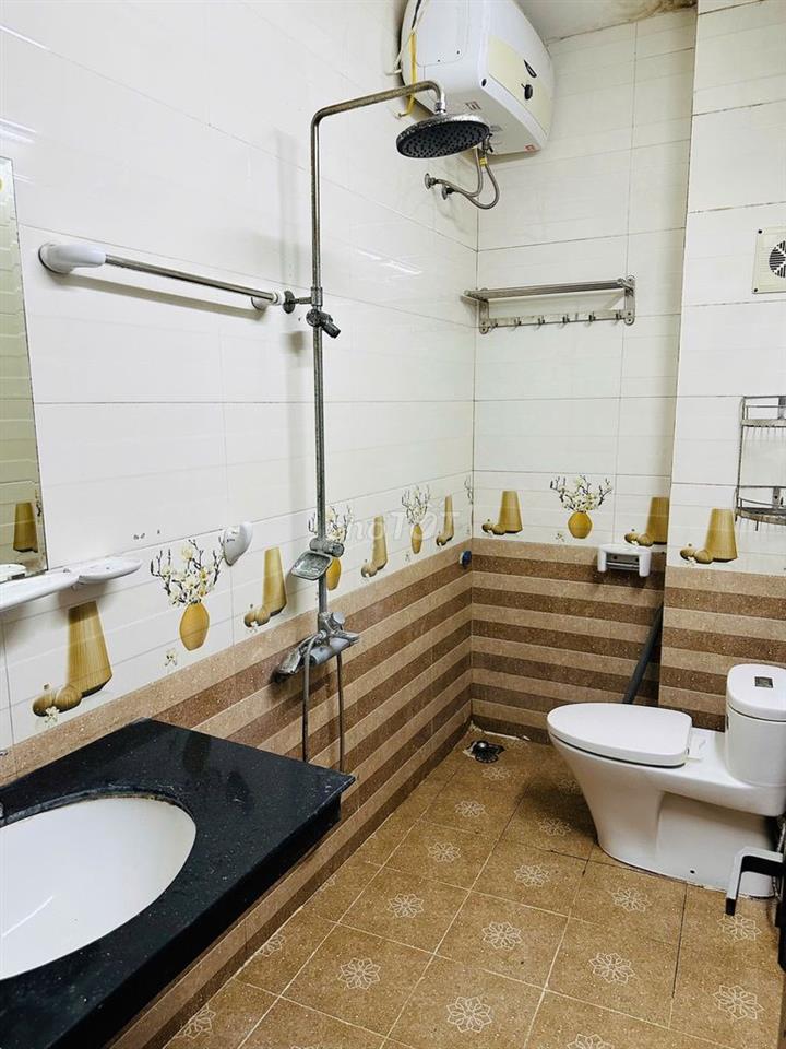 CHO THUÊ PHÒNG 1K1N - Ở ĐẦU T11
