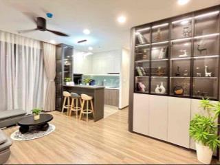 Cần cho thuê căn hộ 2PN Khu FPT Plaza3