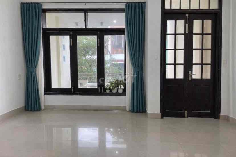 cần cho thuê nhà nguyên căn nội thất gần đầy đủ
