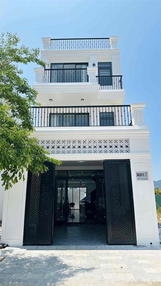 Bán Nhà Khu Đô Thị Mỹ Gia Gói 5 Để Lại Toàn Bộ Nội Thất